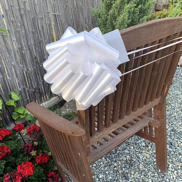 white-4th-of-july-decor-bows