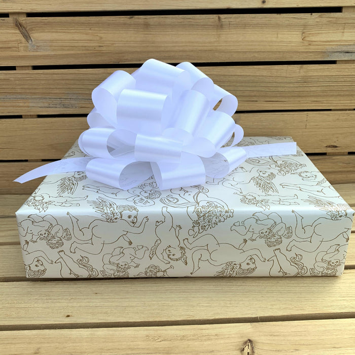 white-gift-wrapping-pull-bows