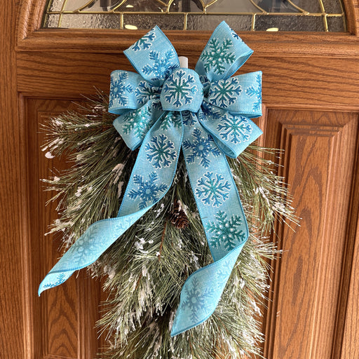 blue-glitter-snowflakes-wreath-bow