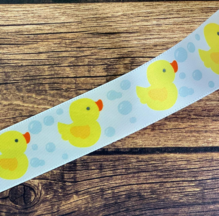 decorative-duck-ribbon