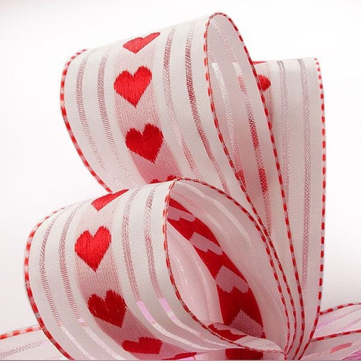 red-and-white-striped-edge-ribbon-with-hearts