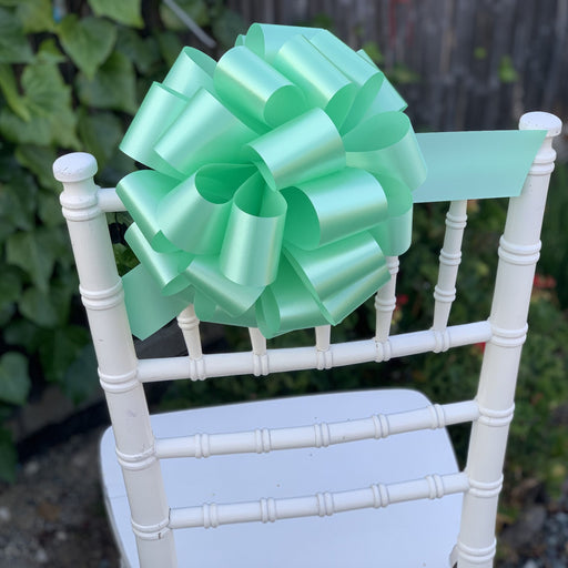 mint-green-christmas-wreath-bows